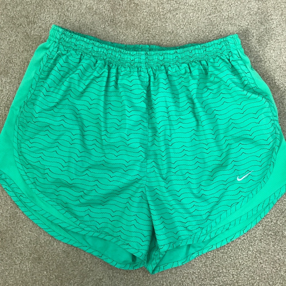Nike Women’s Tempo Running Short